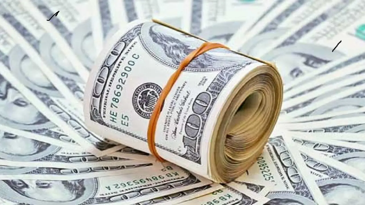 تحركات السوق.. سعر الدولار والعملات العربية مقابل الجنيه المصري في تعاملات السبت